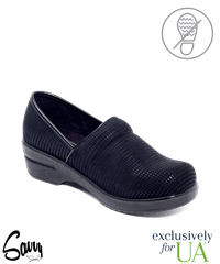 Savvy Brandy Little Black Women's Slip-Resistant Nursing Shoes
