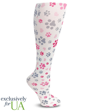 UA Exclusive Cutieful Puppy Love Wide Calf Knit Women's 10-18 mmHg Compression Socks